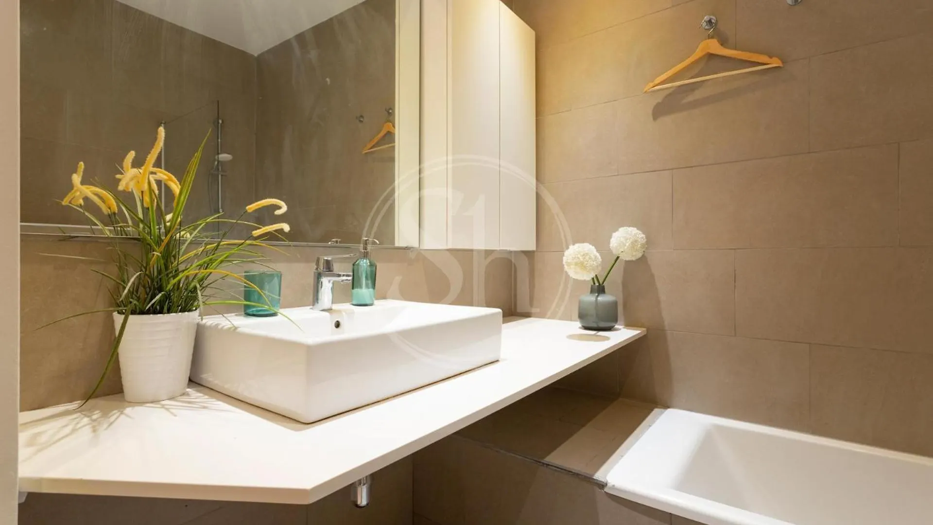 Moderno Apartamento Familiar En Eixample Barcelona