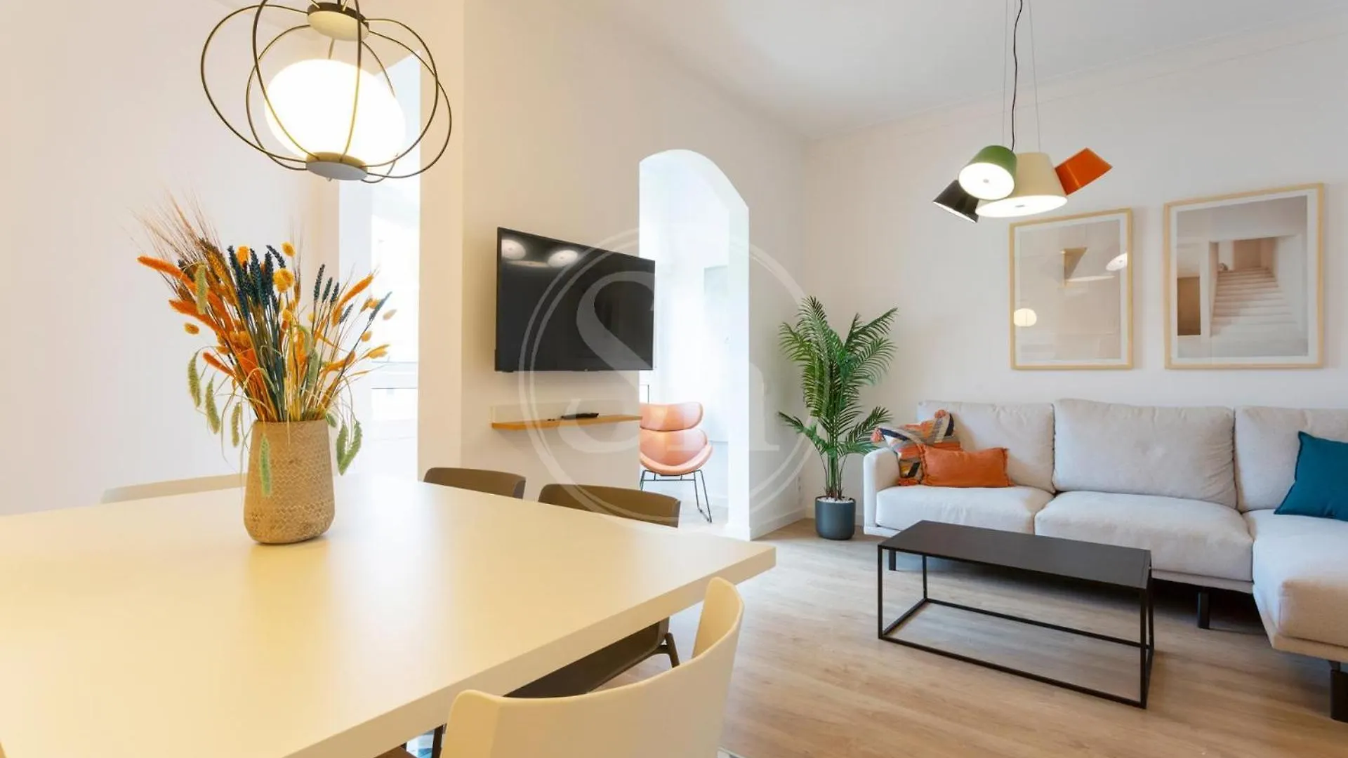 Moderno Apartamento Familiar En Eixample Barcelona Spain